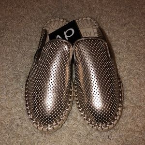 NWT DV elaine espadrilles